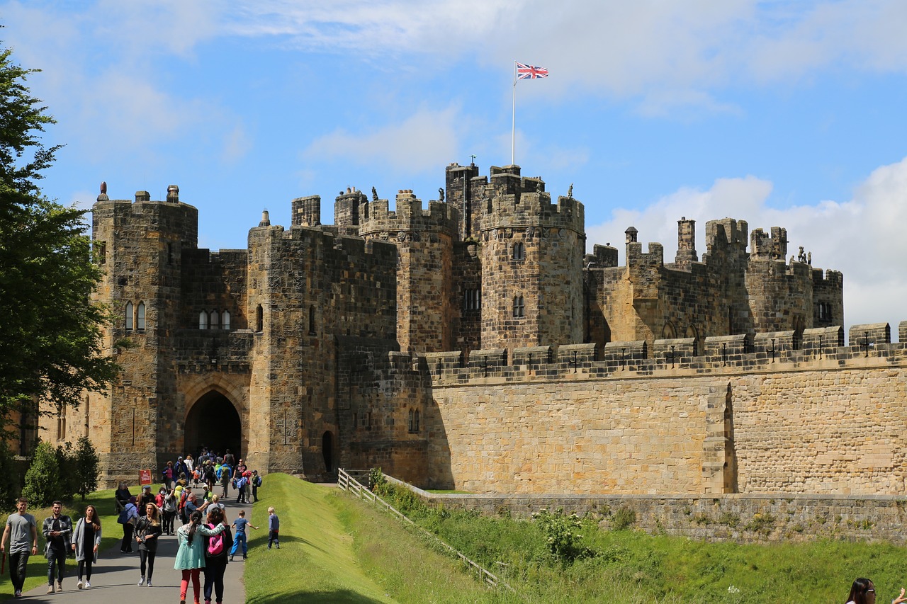 Alnwick Castle - Marshall Meadows Farm (2)